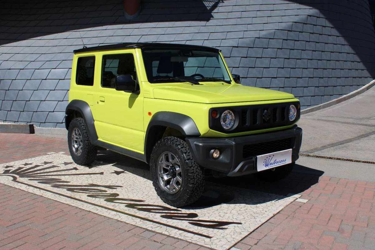 Suzuki Jimny 1.5 5MT Top