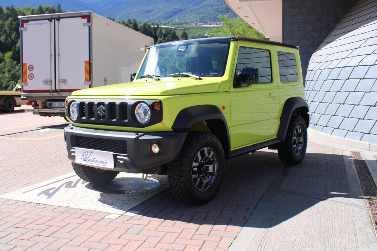 Suzuki Jimny 1.5 5MT Top (5)