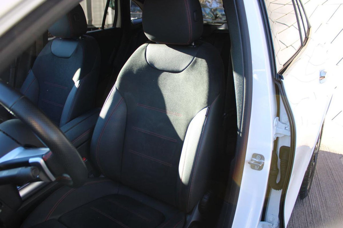 Mercedes-Benz GLA SUV 250 Automatic 4Matic Sport (10)