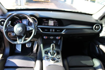 Alfa Romeo Stelvio 2.2 t Veloce rwd 160cv auto (17)