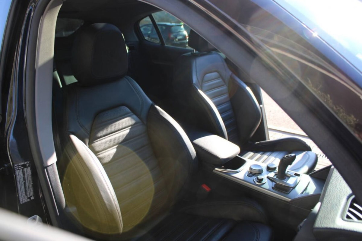 Alfa Romeo Stelvio 2.2 t Veloce rwd 160cv auto (20)