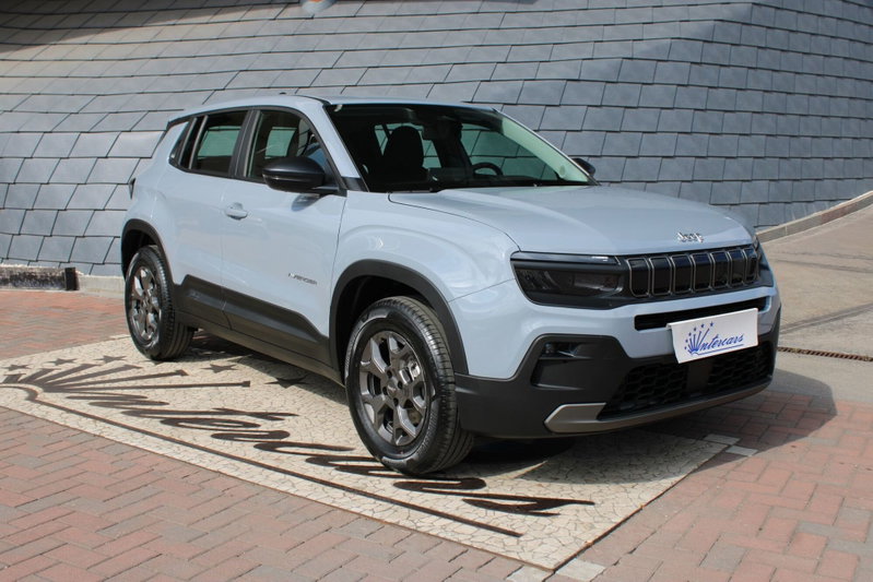 Jeep Avenger 1.2 turbo e-hybrid mhev Altitude fwd 110cv edct6