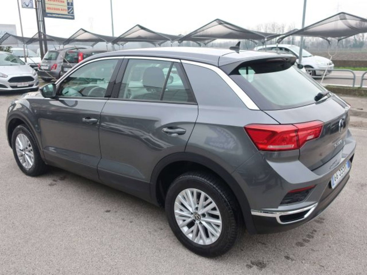 Volkswagen T-Roc 1.5 tsi Style dsg (13)