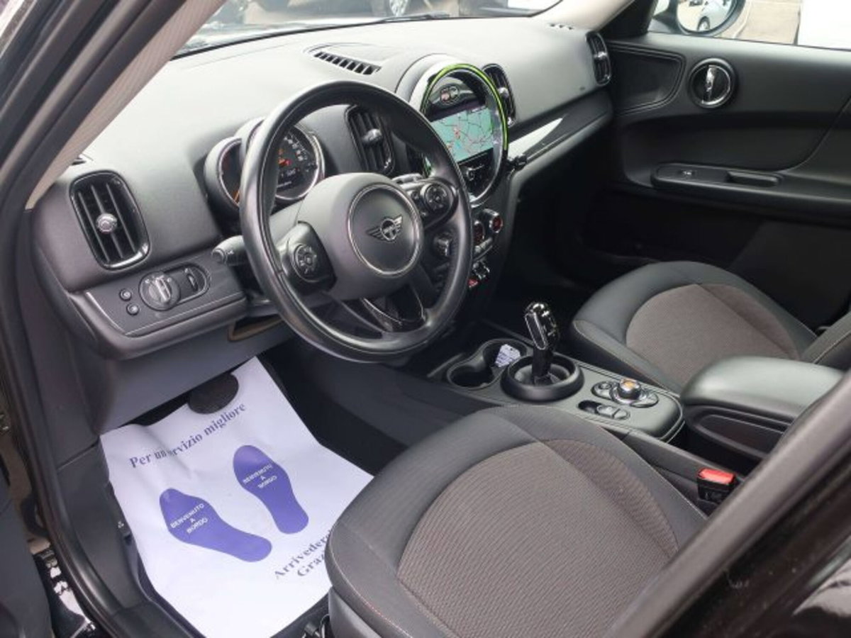 MINI Mini Countryman 2.0 Cooper D Business Countryman (3)