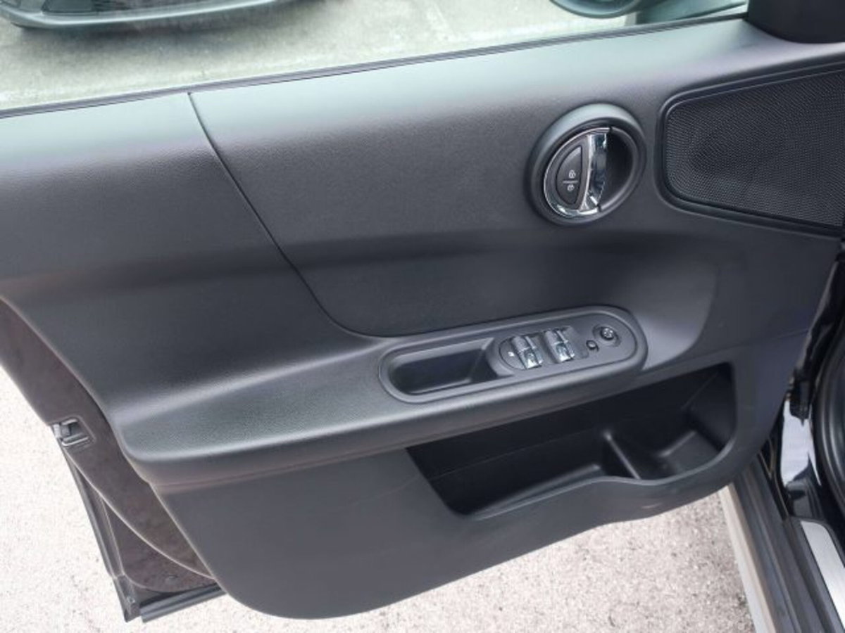 MINI Mini Countryman 2.0 Cooper D Business Countryman (4)