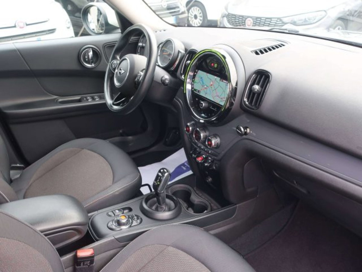 MINI Mini Countryman 2.0 Cooper D Business Countryman (8)