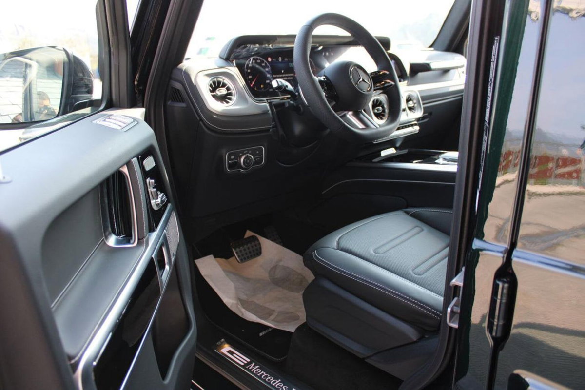 Mercedes-Benz Classe G 450 d AMG Line 367cv auto (9)