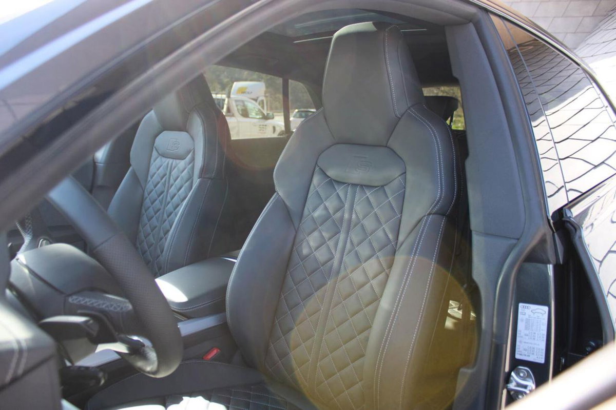 Audi Q8 Sportback 55 quattro (12)