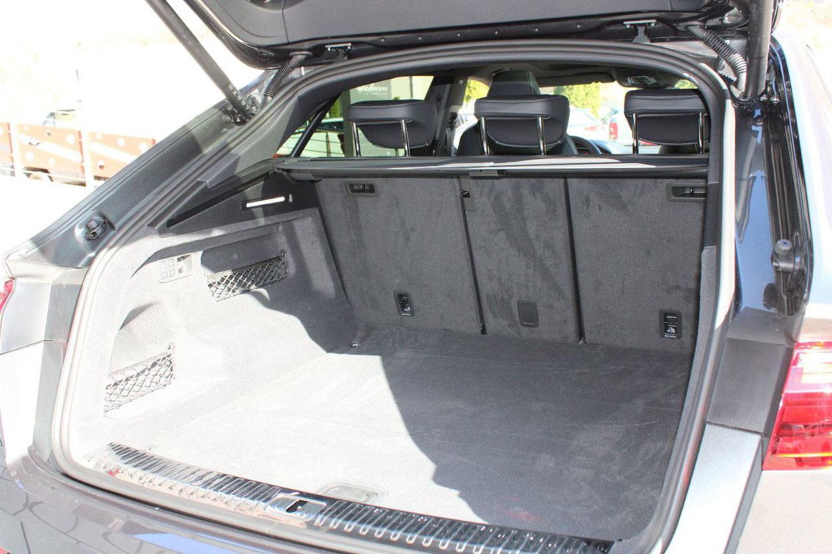 Audi Q8 Sportback 55 quattro (14)