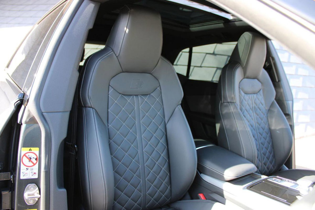 Audi Q8 Sportback 55 quattro (16)