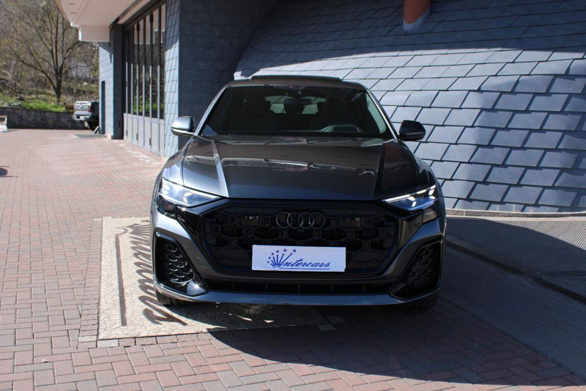 Audi Q8 Sportback 55 quattro (4)