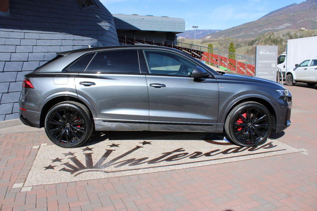 Audi Q8 Sportback 55 quattro (7)