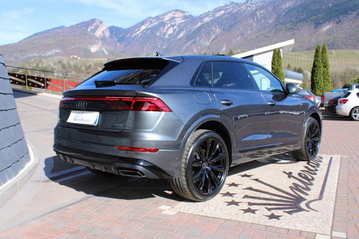 Audi Q8 Sportback 55 quattro (8)
