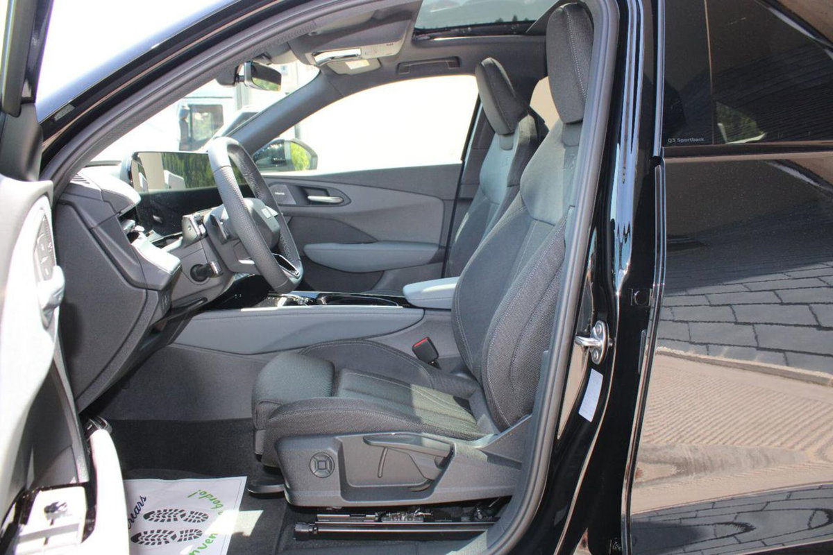 Audi Q3 Sportback 2.0 tfsi S line edition quattro 204cv s-tronic (11)