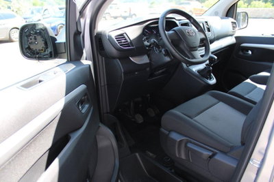 Toyota Proace 2.0D 144CV S&S PL-SL-TN Furgone Long 5p.14q Comfort (8)