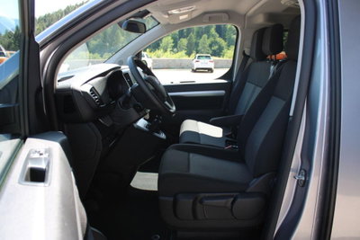 Toyota Proace 2.0D 144CV S&S PL-SL-TN Furgone Long 5p.14q Comfort (9)