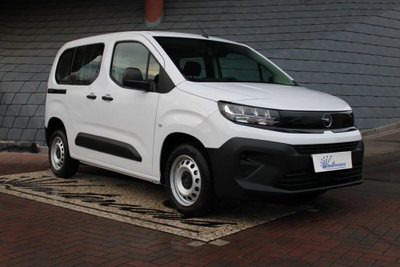 Opel Combo Furgone cargo L2H1 d.cab mobile 1.5d 100cv S&S mt6 (2)