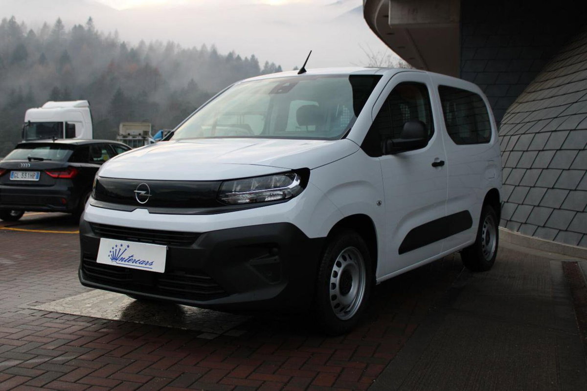 Opel Combo Furgone cargo XL d.cab mobile 1.5d 100cv S&S mt6 (4)