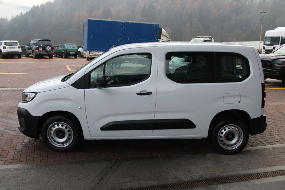 Opel Combo Furgone cargo XL d.cab mobile 1.5d 100cv S&S mt6 (7)