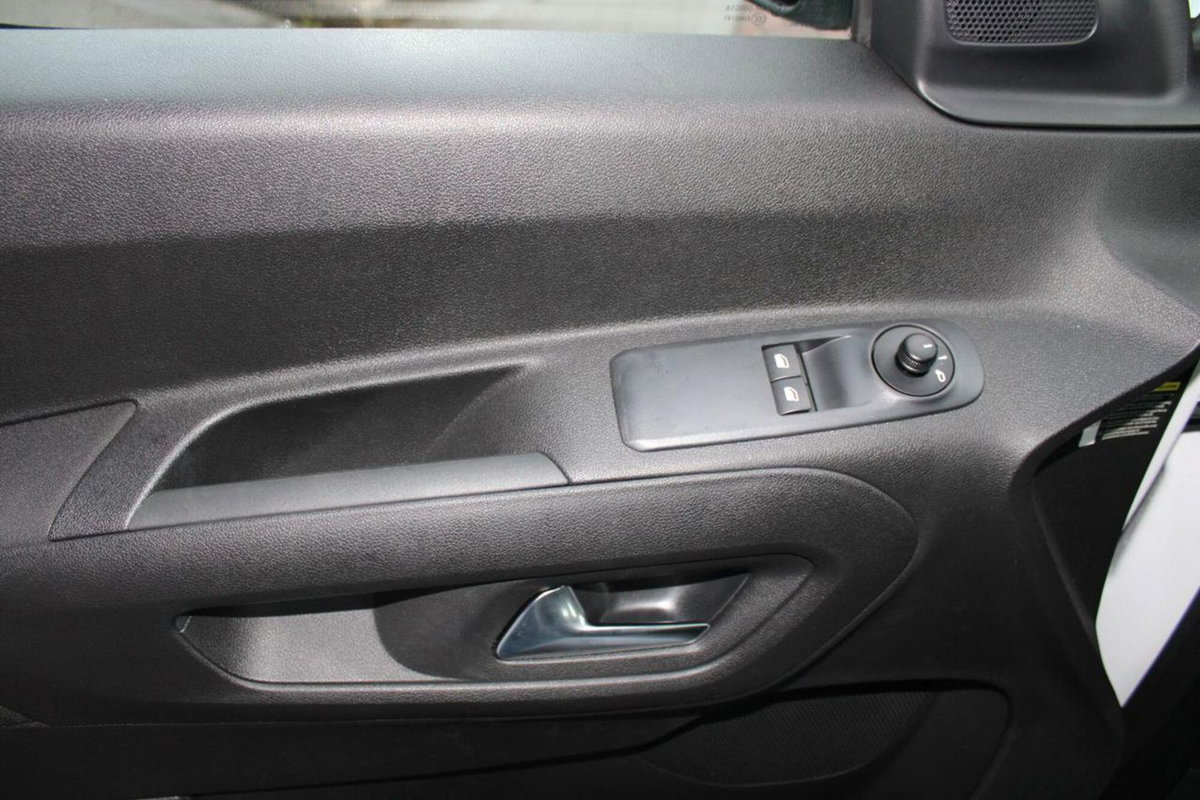 Opel Combo Furgone cargo XL d.cab mobile 1.5d 100cv S&S mt6 (9)