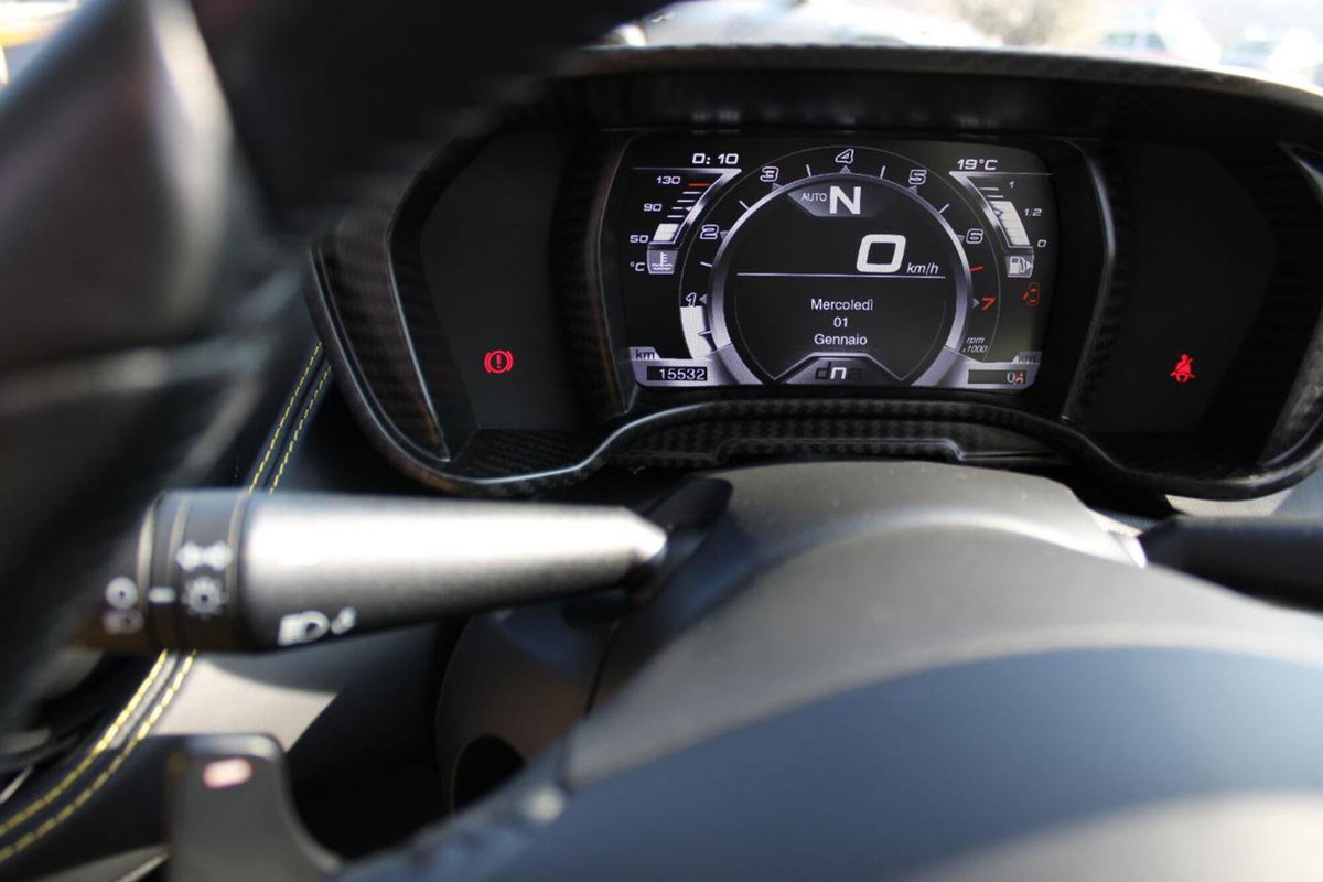 Alfa Romeo 4C Spider 4C 1750 TBi Spider (13)