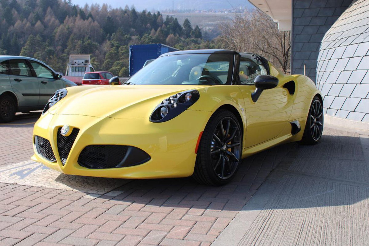 Alfa Romeo 4C Spider 4C 1750 TBi Spider (5)
