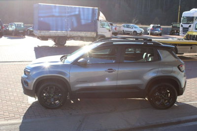 Jeep Avenger 1.2 turbo e-hybrid mhev Upland 4xe 145cv edct6 (7)