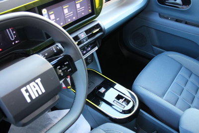 Fiat Grande Panda 1.2 hybrid La Prima 110cv edct (12)