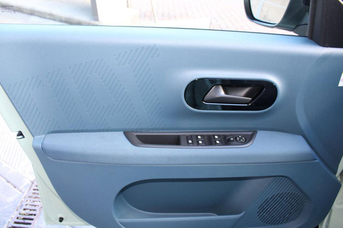 Fiat Grande Panda 1.2 hybrid La Prima 110cv edct (9)
