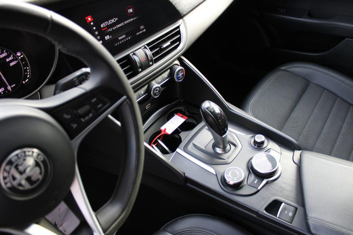 Alfa Romeo Giulia 2.2 Turbodiesel 150 CV AT8 Super (10)