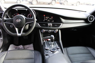 Alfa Romeo Giulia 2.2 Turbodiesel 150 CV AT8 Super (12)