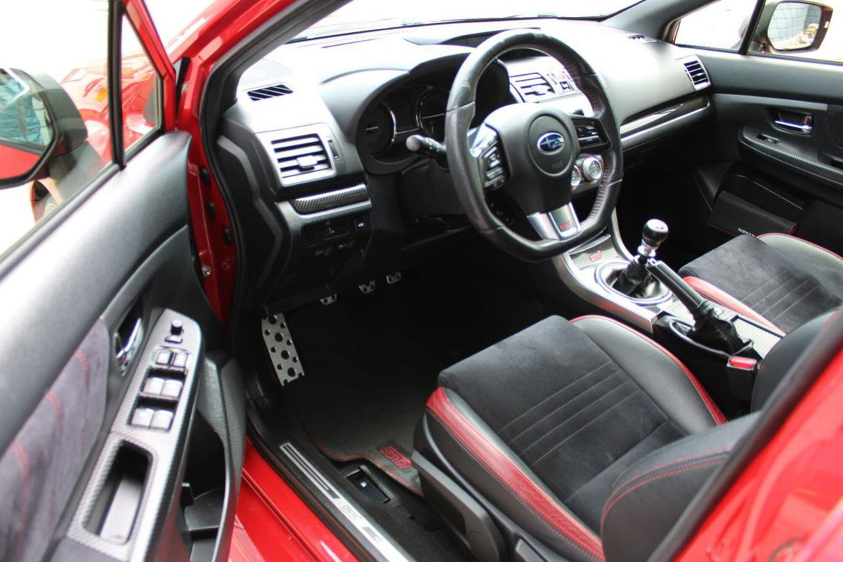 Subaru WRX STI 2.5 (8)