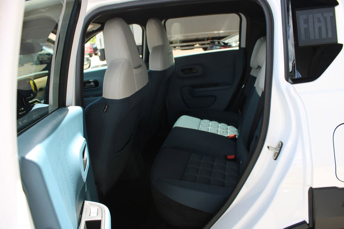 Fiat Grande Panda 1.2 hybrid La Prima 110cv edct (10)