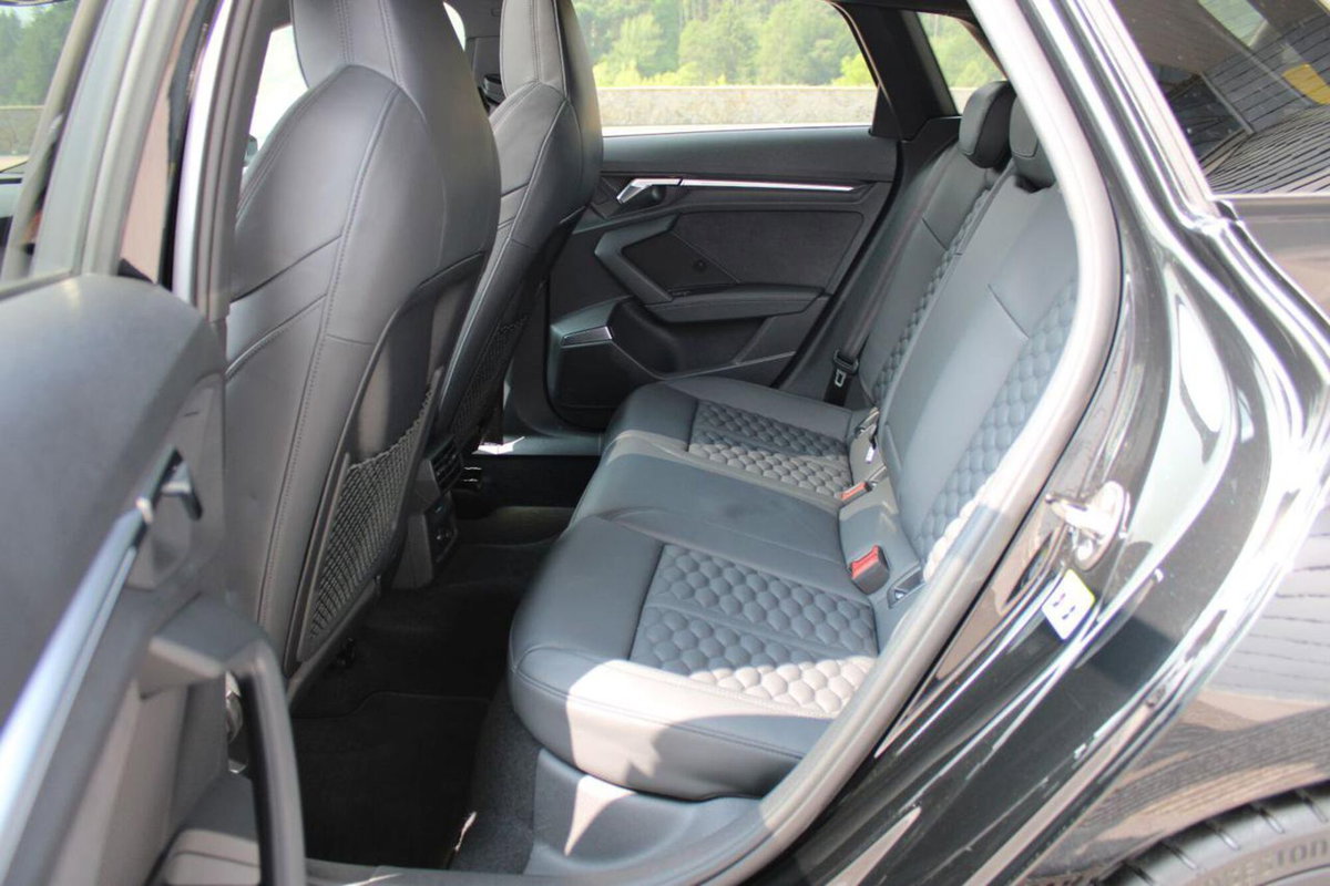 Audi A3 Sportback 40 TFSI quattro S tronic S line edition (13)