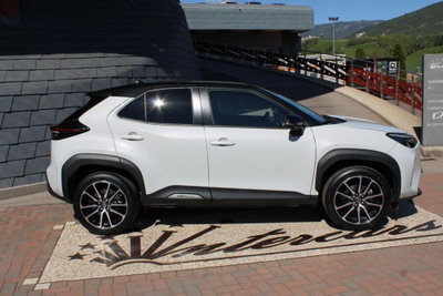 Toyota Yaris Cross 1.5 Hybrid 5p. E-CVT GR SPORT (5)