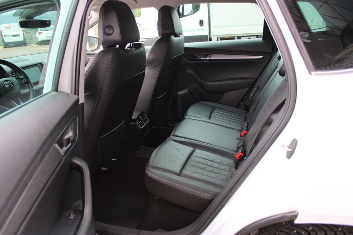 Skoda Karoq 1.6 TDI SCR DSG Style (12)