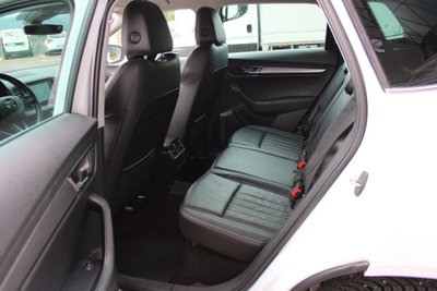 Skoda Karoq 1.6 TDI SCR DSG Style (12)
