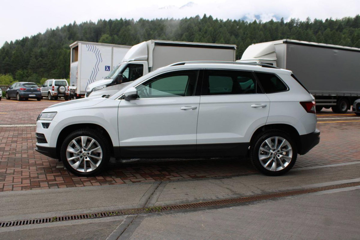Skoda Karoq 1.6 TDI SCR DSG Style (5)