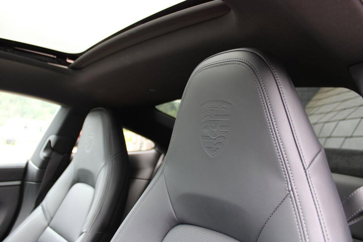 Porsche 911 Coupé Carrera 4S (15)