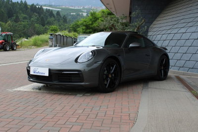 Porsche 911 Coupé Carrera 4S (4)