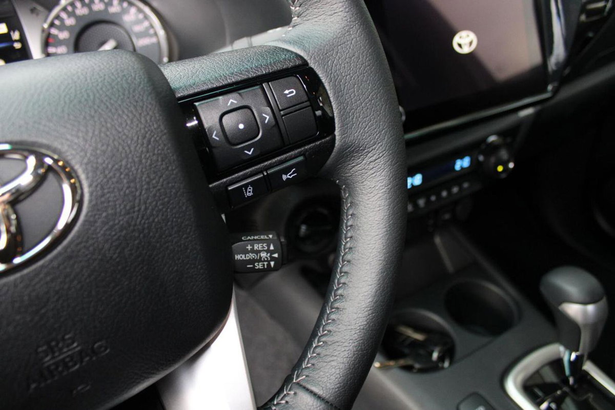 Toyota Hilux 2.D-4D 4WD porte Double Cab Comfort (15)