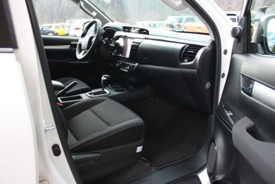 Toyota Hilux 2.D-4D 4WD porte Double Cab Comfort (18)