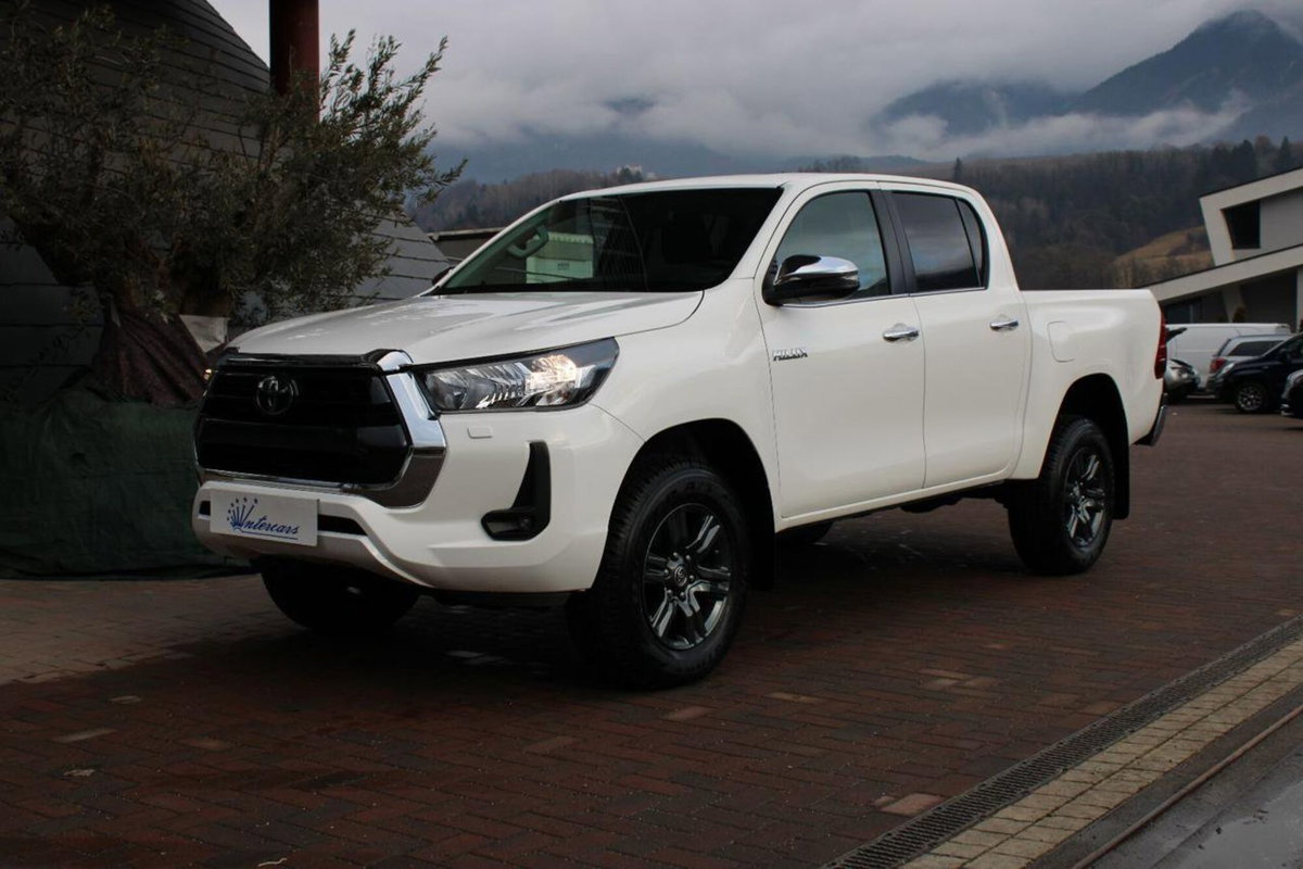 Toyota Hilux 2.D-4D 4WD porte Double Cab Comfort (2)