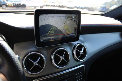 Mercedes-Benz GLA SUV 220 d Automatic 4Matic Premium (20)