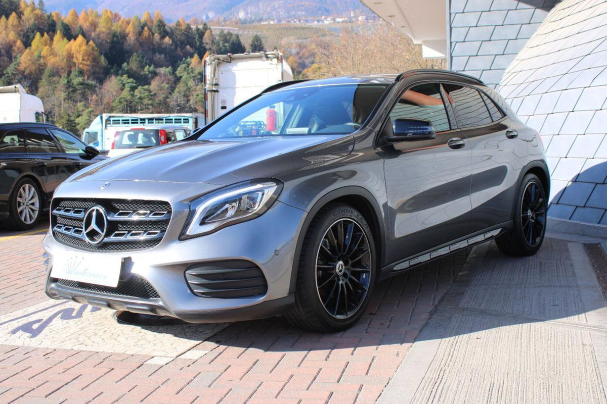 Mercedes-Benz GLA SUV 220 d Automatic 4Matic Premium (5)