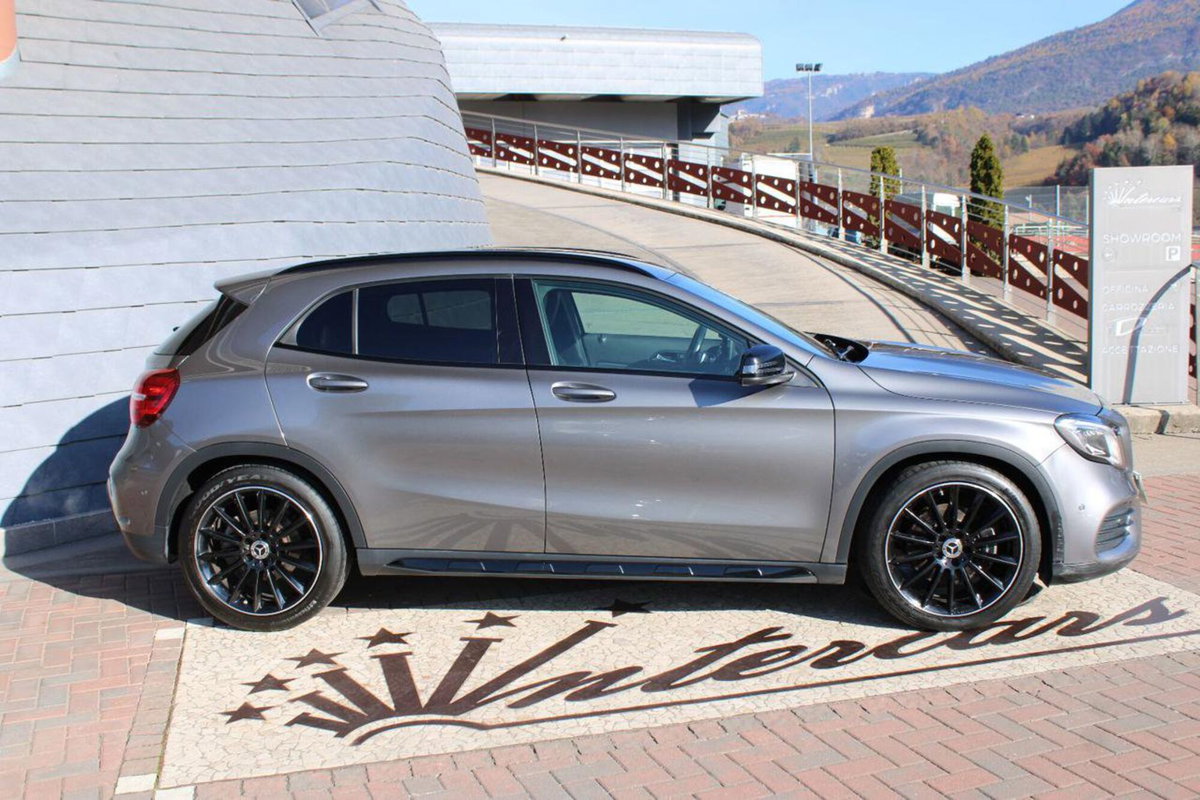 Mercedes-Benz GLA SUV 220 d Automatic 4Matic Premium (6)