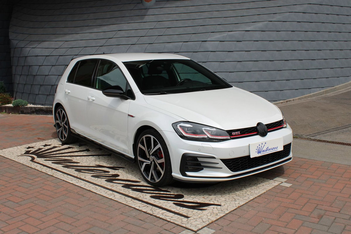 Volkswagen Golf 2.0 TSI GTI DSG