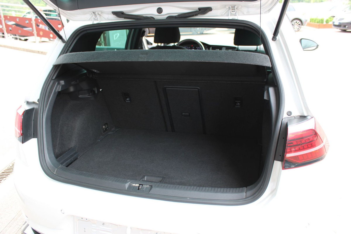 Volkswagen Golf 2.0 TSI GTI DSG (13)
