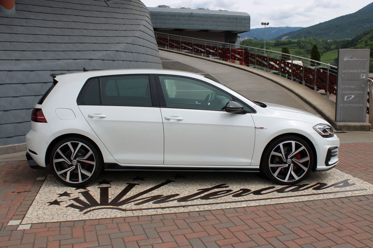 Volkswagen Golf 2.0 TSI GTI DSG (6)