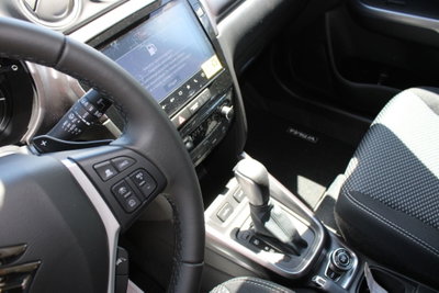 Suzuki Vitara 1.4h Starview 4wd allgrip 110cv at (12)